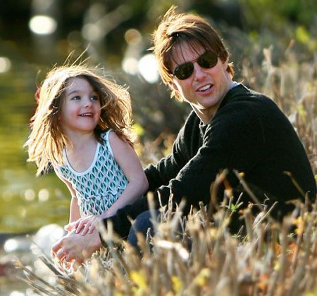 Katie tranh luận với Tom vì chọn trường cho con - 7