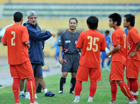 U23 Việt Nam để Hòa Phát cầm chân không bàn thắng - 2