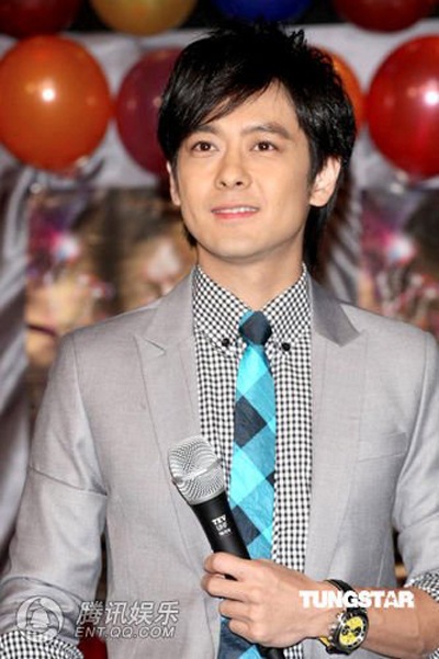 Lâm Chí Dĩnh: “Tôi đã lên chức cha” - 9