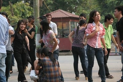 Ngôi nhà ma ở Hà Nội hút... giới trẻ - 2 Ngôi nhà ma ở Hà Nội hút... giới trẻ - 2