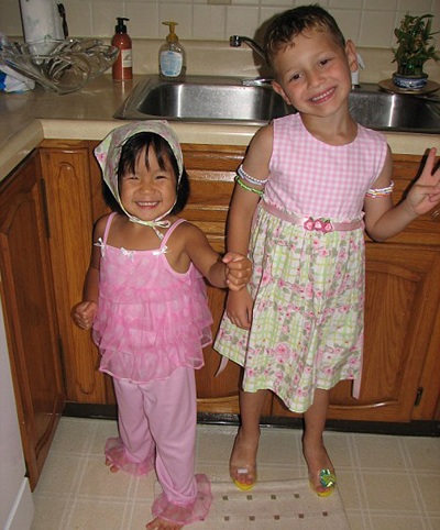 Bé trai 8 tuổi chuyển đổi giới tính - 4