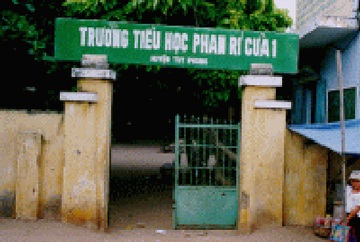 Vào tận trường, bắt cóc học sinh để cướp vàng - 1 Vào tận trường, bắt cóc học sinh để cướp vàng - 1