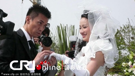 Vương Học Binh "khoe" ảnh cưới lãng mạn - 6