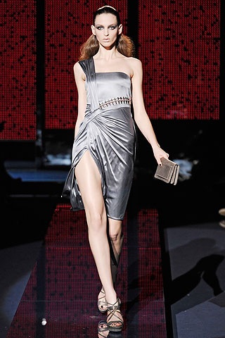 BST thu đông 2009 của Versace - 9