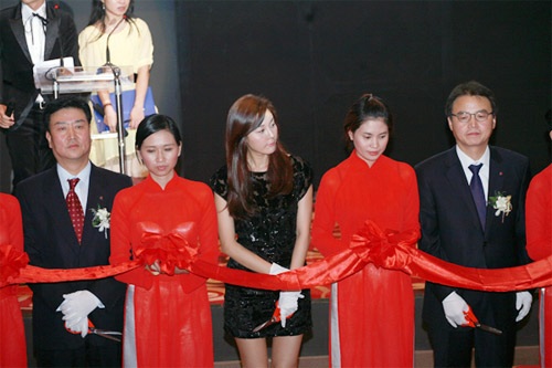 Kim Ha Neul: “Tôi đã trưởng thành hơn qua những tin đồn” - 1 Kim Ha Neul: “Tôi đã trưởng thành hơn qua những tin đồn” - 1