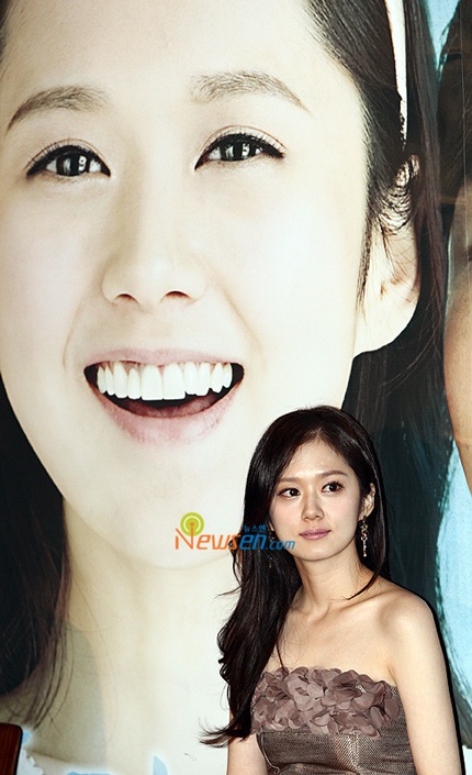 Jang Nara yêu kiều trong buổi họp báo phim mới - 12