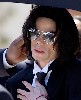 10 vật dụng đấu giá "điên rồ" nhất của các sao - 5 10 vật dụng đấu giá "điên rồ" nhất của các sao - 5