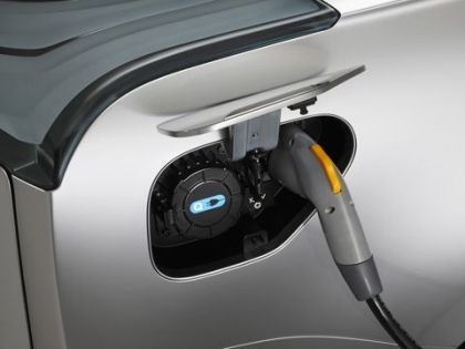 PX-MiEV - Tham vọng “xanh” của Mitsubishi - 3