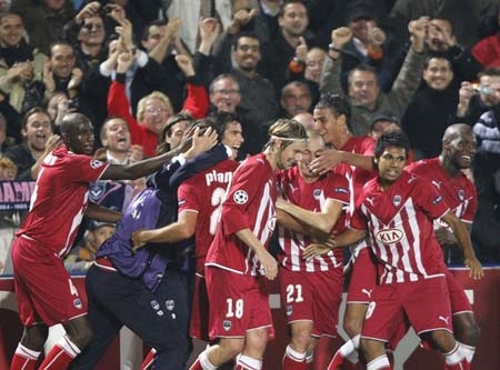 “Hùm xám” Bayern thua thảm, Juve thắng nhọc nhằn - 1 “Hùm xám” Bayern thua thảm, Juve thắng nhọc nhằn - 1
