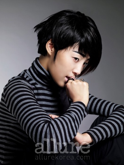 Han Ji Hye không ngại “làm mới” mình - 1