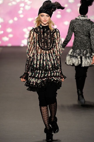 BST thu đông 2009 của Anna Sui - 32