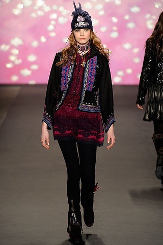 BST thu đông 2009 của Anna Sui - 5