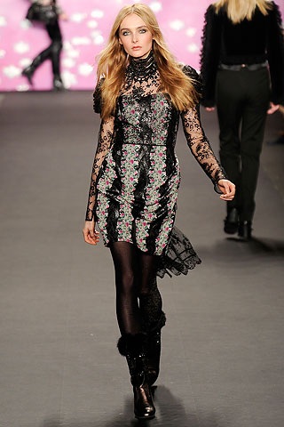 BST thu đông 2009 của Anna Sui - 28