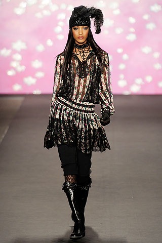 BST thu đông 2009 của Anna Sui - 25