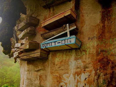 Quan tài cheo leo trên vách đá - 4 Quan tài cheo leo trên vách đá - 4