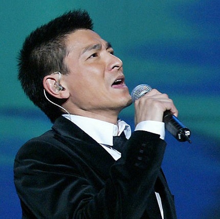 Lưu Đức Hoa lảng tránh câu hỏi về gia đình - 2 Lưu Đức Hoa lảng tránh câu hỏi về gia đình - 2