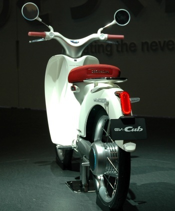 Cận cảnh Honda EV-Cub - 7 Cận cảnh Honda EV-Cub - 7