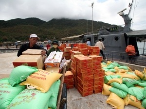 “Ngại” nhận gạo cứu trợ - 1 “Ngại” nhận gạo cứu trợ - 1