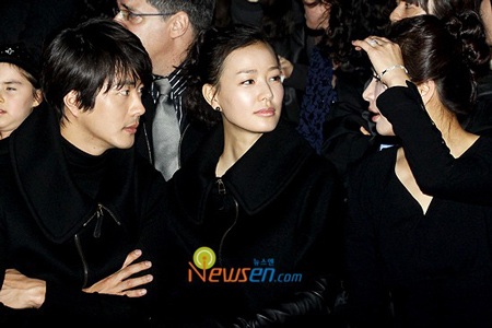 Vợ chồng Kwon Sang Woo “trốn” con đi chơi riêng - 9