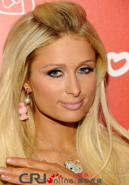 Paris Hilton mê đồ Hello Kitty - 8
