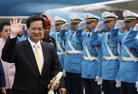 Thủ tướng Nguyễn Tấn Dũng dự Hội nghị cấp cao ASEAN 15 - 1