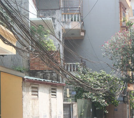 Phát hoảng vì “thòng lọng” giăng trên đầu - 5