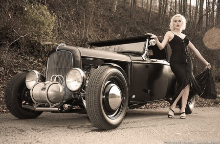 Người đẹp và xe: Những khuôn hình lạ - 7 Người đẹp và xe: Những khuôn hình lạ - 7