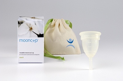 Tự tìm hiểu cô bé để làm quen với Mooncup - 1
