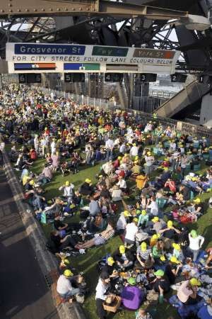 Kỷ lục 6.000 người ăn sáng trên Cầu cảng Sydney - 13