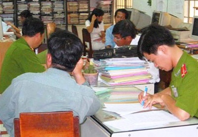 Truy tố 4 bị can trong vụ Đài phát sóng Quán Tre - 1 Truy tố 4 bị can trong vụ Đài phát sóng Quán Tre - 1