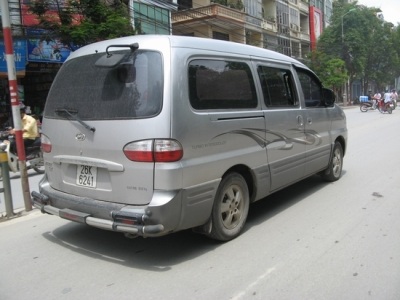 Bộ Tư pháp: Truy thu thuế với xe tải van là trái luật - 1 Bộ Tư pháp: Truy thu thuế với xe tải van là trái luật - 1