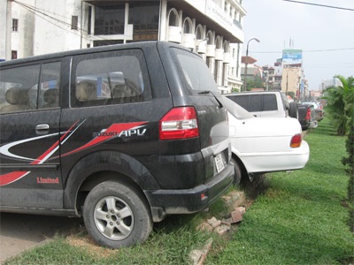 “Chướng mắt” đường Hào Nam - 5