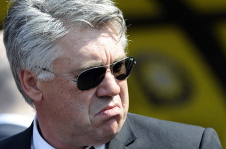HLV Ancelotti tỏ ra “khinh thường” cúm H1N1 - 1 HLV Ancelotti tỏ ra “khinh thường” cúm H1N1 - 1