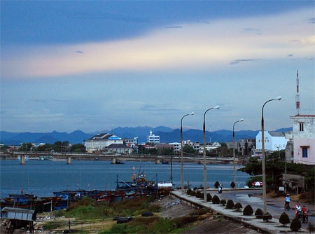 Chùm ảnh: Thuyền về giữa bình minh - 5 Chùm ảnh: Thuyền về giữa bình minh - 5