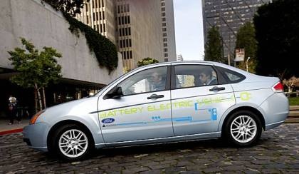 Ô tô chạy điện tiến vào thị trường bình dân - 1