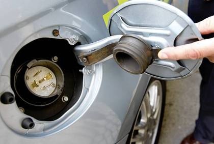 Ô tô chạy điện tiến vào thị trường bình dân - 2