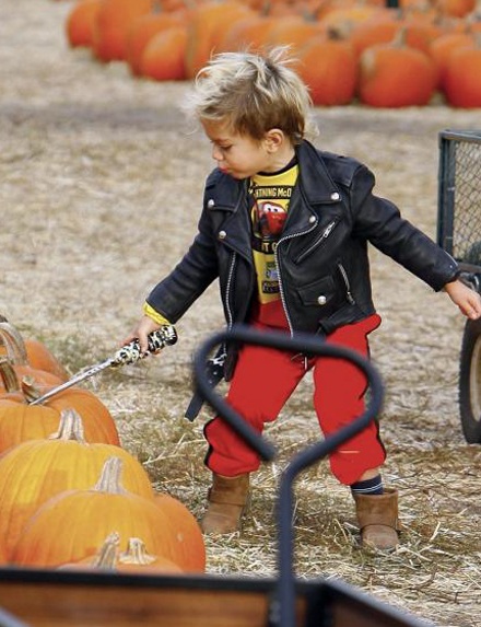 Nhà Gwen Stefani đi chơi Halloween - 2 Nhà Gwen Stefani đi chơi Halloween - 2