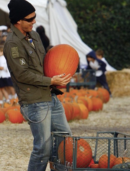 Nhà Gwen Stefani đi chơi Halloween - 8 Nhà Gwen Stefani đi chơi Halloween - 8