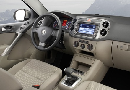 Volkswagen mở showroom tại Việt Nam - 8 Volkswagen mở showroom tại Việt Nam - 8