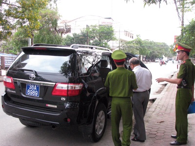 Tạm giam nguyên Giám đốc Công ty XNK Hà Tĩnh - 2 Tạm giam nguyên Giám đốc Công ty XNK Hà Tĩnh - 2