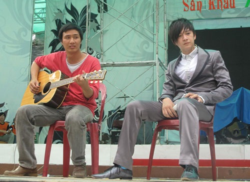 Ngô Kiến Huy, Hoa hậu Thùy Lâm hóa thân thành Romeo và Juliet - 6 Ngô Kiến Huy, Hoa hậu Thùy Lâm hóa thân thành Romeo và Juliet - 6