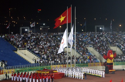 Chùm ảnh: Lễ khai mạc AIG 3 rực rỡ sắc màu - 3