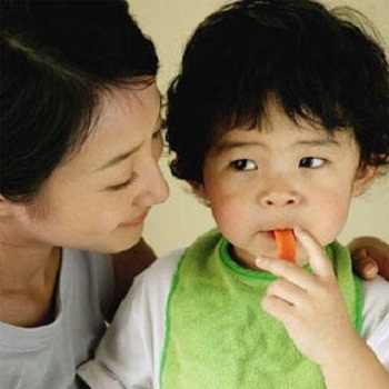 Vì sao trẻ dễ bị sâu răng? - 1 Vì sao trẻ dễ bị sâu răng? - 1