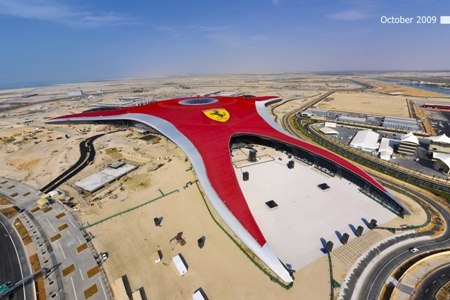 Ngắm công viên Ferrari ở Abu Dhabi - 3 Ngắm công viên Ferrari ở Abu Dhabi - 3