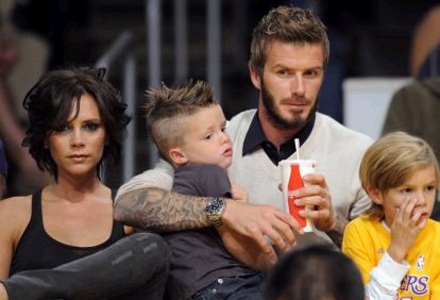 Vic buồn chán khi đi xem bóng rổ - 2 Vic buồn chán khi đi xem bóng rổ - 2