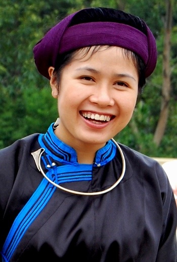 Hút hồn nụ cười sơn cước - 9