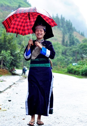 Hút hồn nụ cười sơn cước - 10