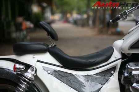 Chùm ảnh xe Boss Hoss xuất hiện tại Hà Nội - 3 Chùm ảnh xe Boss Hoss xuất hiện tại Hà Nội - 3