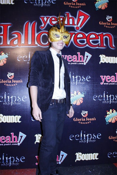 Giới trẻ Hà Nội, TPHCM đón Halloween thế nào? - 5