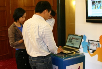 Ra mắt cổng thông tin và dịch vụ “khủng” - 2 Ra mắt cổng thông tin và dịch vụ “khủng” - 2